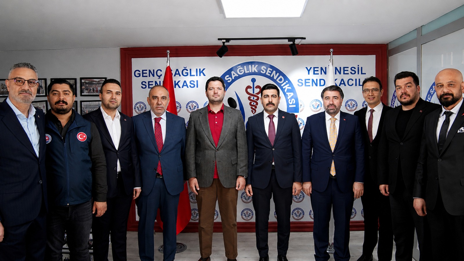 AK PARTİ GENEL MERKEZ SEÇİM İŞLERİ BAŞKAN YARDIMCISI MUHAMMED FATİH TOPRAK VE AK PARTİ TEŞKİLAT KOORDİNATÖRÜ ABDÜLKADİR KİRLİ’DEN GENEL MERKEZİMİZE ZİYARET